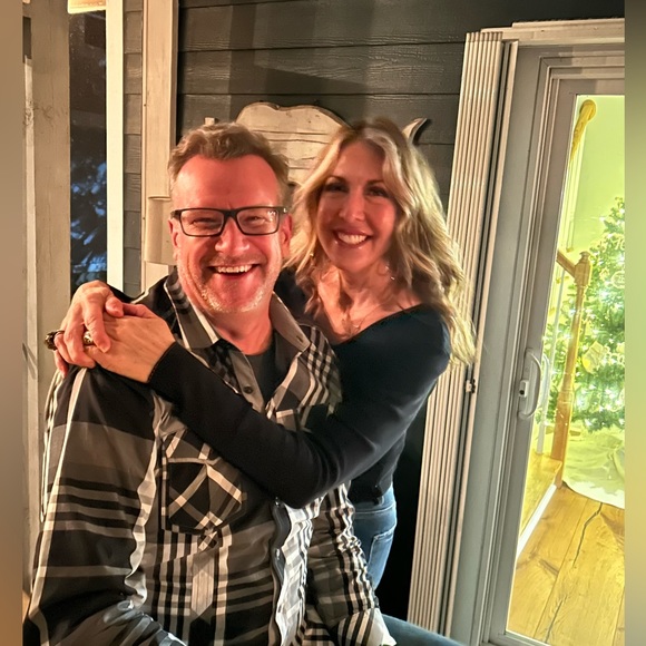 Meet your Posher, Kelli - Picture 2 of 2